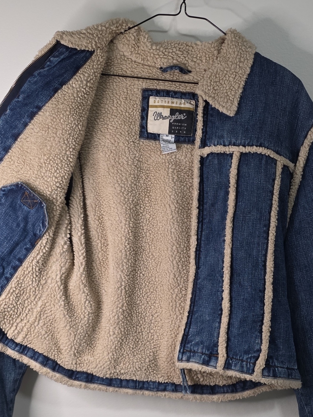 Wrangler Women's Sherpa Lined Jean Jacket Western Size M - Picture 7 of 9